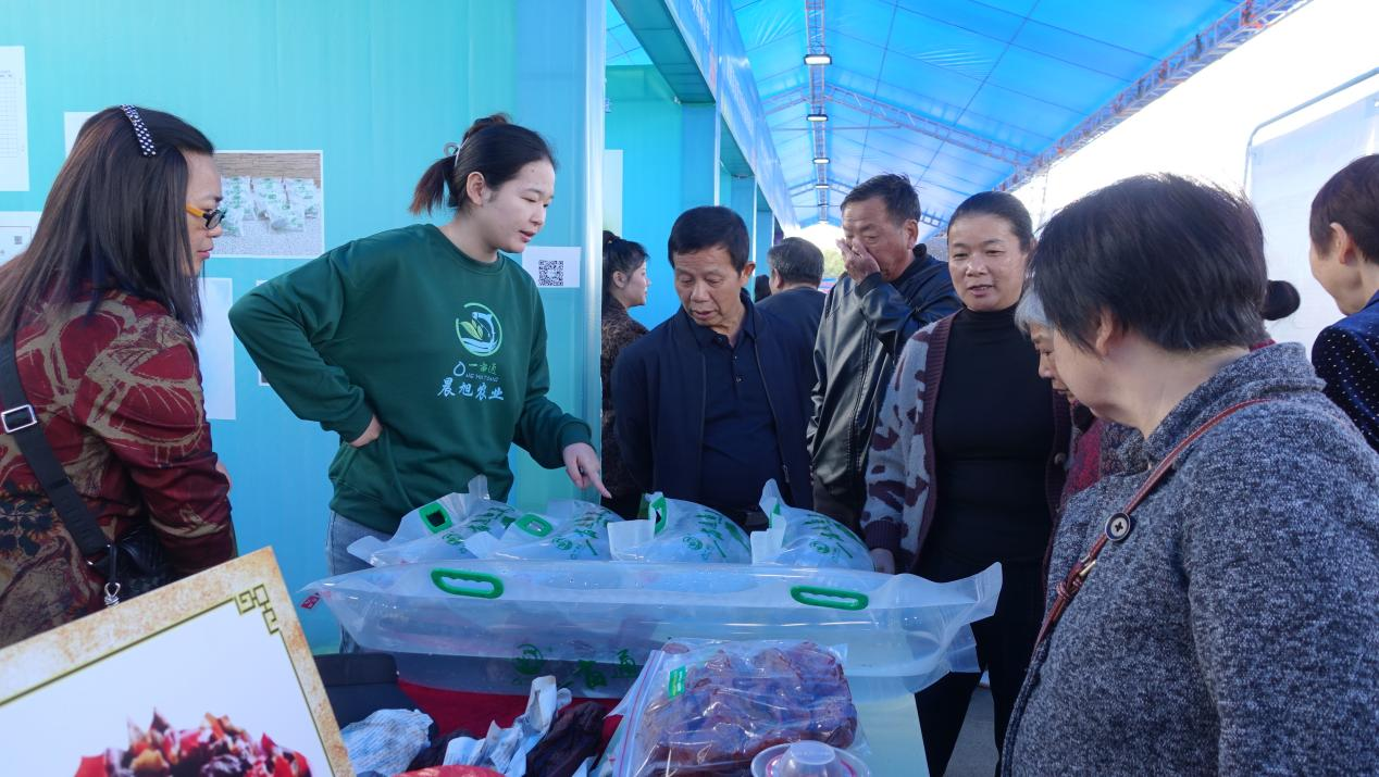 晨旭農(nóng)業(yè)“綠色生態(tài)魚”亮相第三屆婁底市旅發(fā)博覽會(圖2)