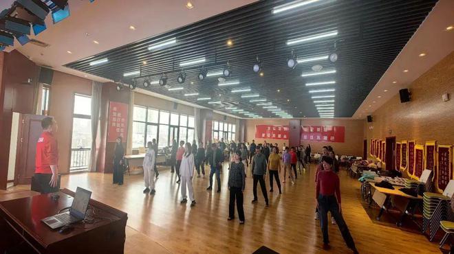 “美麗濱城 多彩新河”健身氣功·八段錦骨干培訓(xùn)會(huì)順利開(kāi)啟(圖3)
